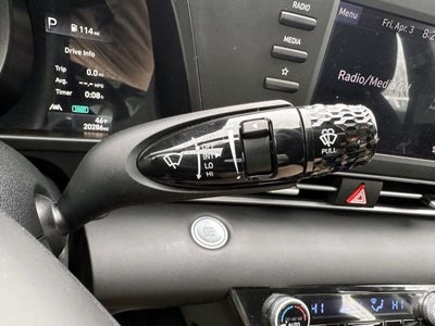 2023 Hyundai ELANTRA SEL IVT