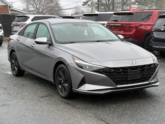 2023 Hyundai ELANTRA SEL IVT