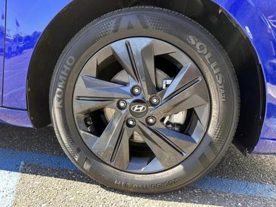 2023 Hyundai ELANTRA SEL IVT