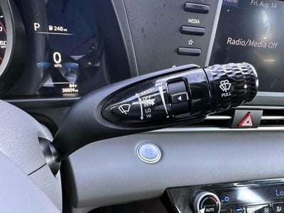 2023 Hyundai ELANTRA SEL IVT