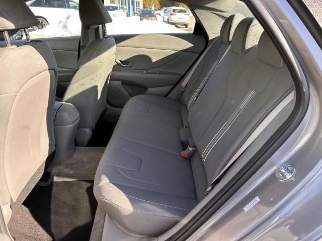 2023 Hyundai ELANTRA SEL IVT