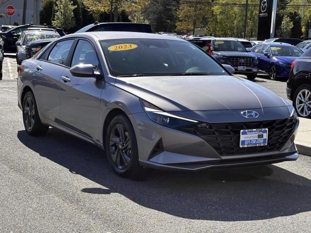 2023 Hyundai ELANTRA SEL IVT