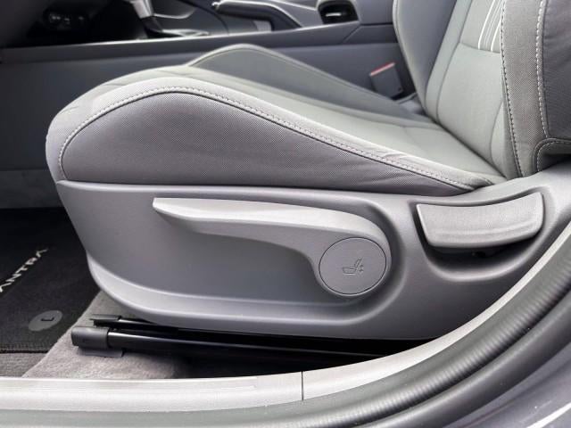 2023 Hyundai ELANTRA SEL IVT