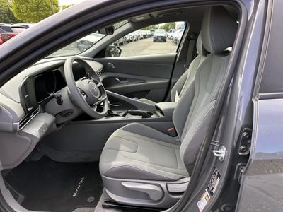 2023 Hyundai ELANTRA SEL IVT