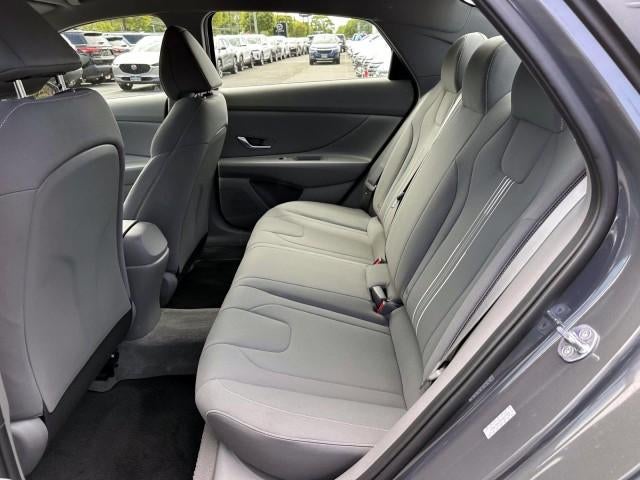 2023 Hyundai ELANTRA SEL IVT