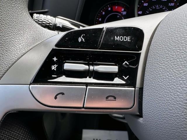 2023 Hyundai ELANTRA SEL IVT