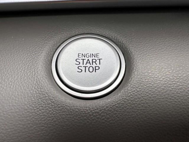 2023 Hyundai ELANTRA SEL IVT