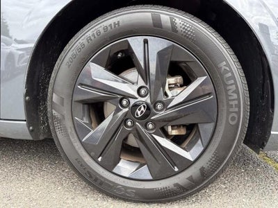 2023 Hyundai ELANTRA SEL IVT