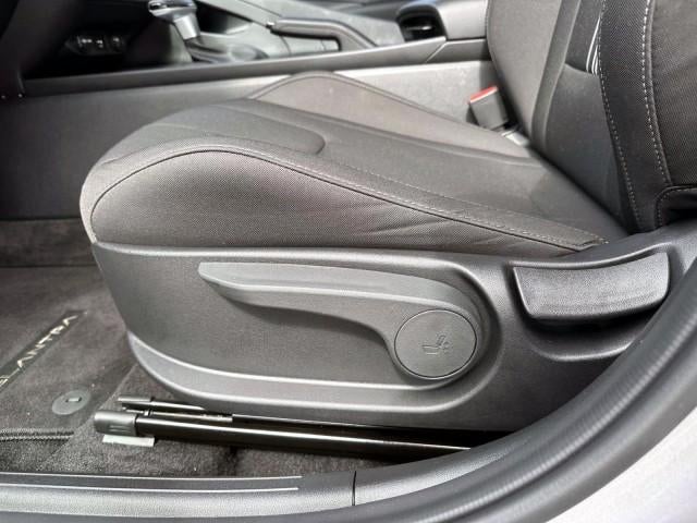 2023 Hyundai ELANTRA SEL IVT