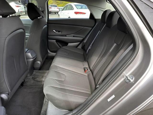 2023 Hyundai ELANTRA SEL IVT