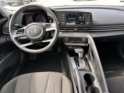 2023 Hyundai ELANTRA SEL IVT