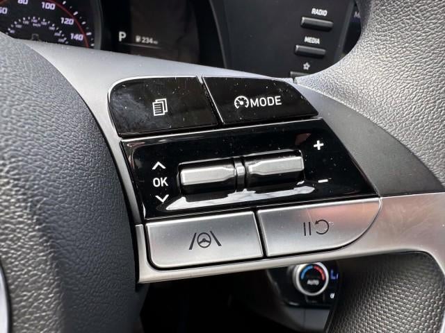 2023 Hyundai ELANTRA SEL IVT