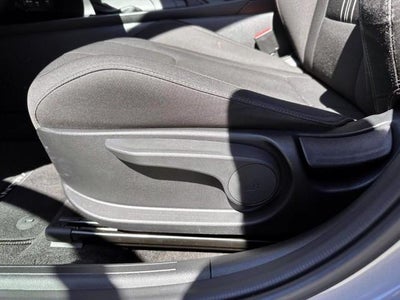 2023 Hyundai ELANTRA SEL IVT