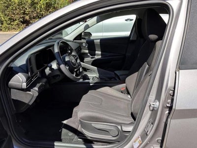 2023 Hyundai ELANTRA SEL IVT