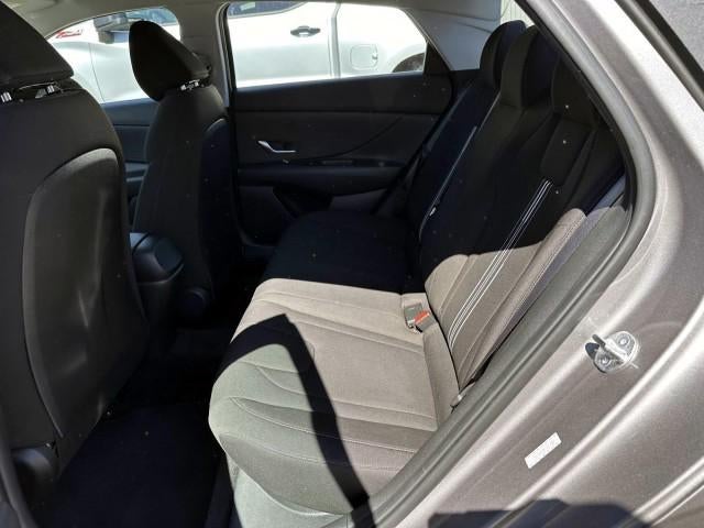 2023 Hyundai ELANTRA SEL IVT