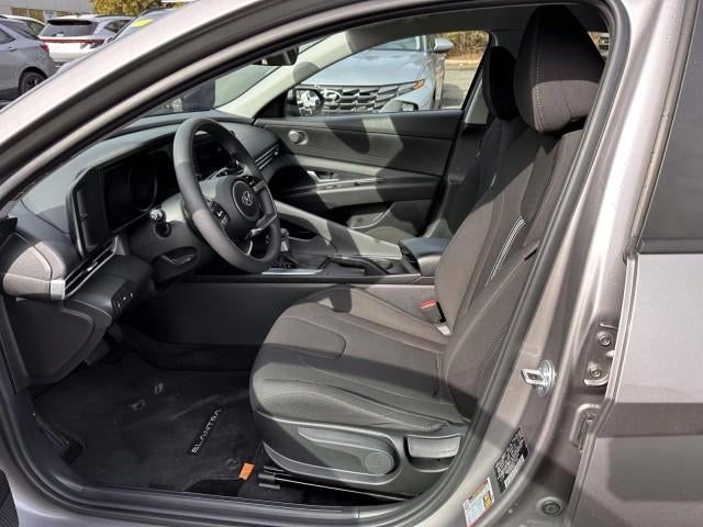 2023 Hyundai ELANTRA SEL IVT