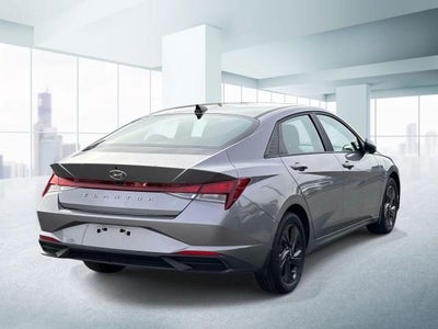 2023 Hyundai ELANTRA SEL IVT