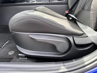 2024 Hyundai ELANTRA SEL IVT