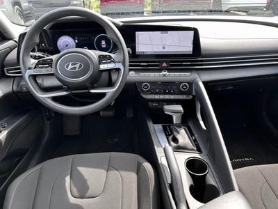 2024 Hyundai ELANTRA SEL IVT