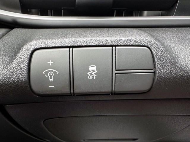 2024 Hyundai ELANTRA SEL IVT