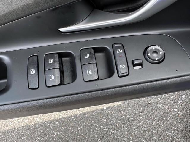 2024 Hyundai ELANTRA SEL IVT