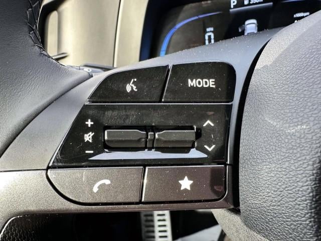 2025 Hyundai ELANTRA SEL Sport IVT