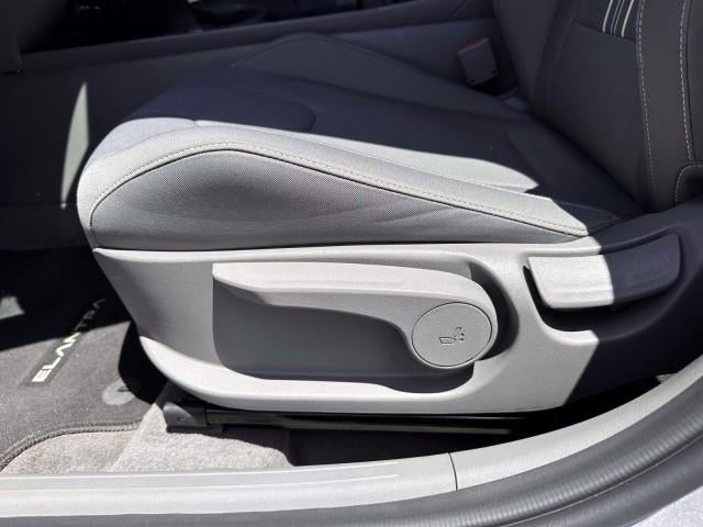 2025 Hyundai ELANTRA SEL Sport IVT
