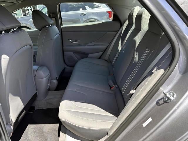 2025 Hyundai ELANTRA SEL Sport IVT