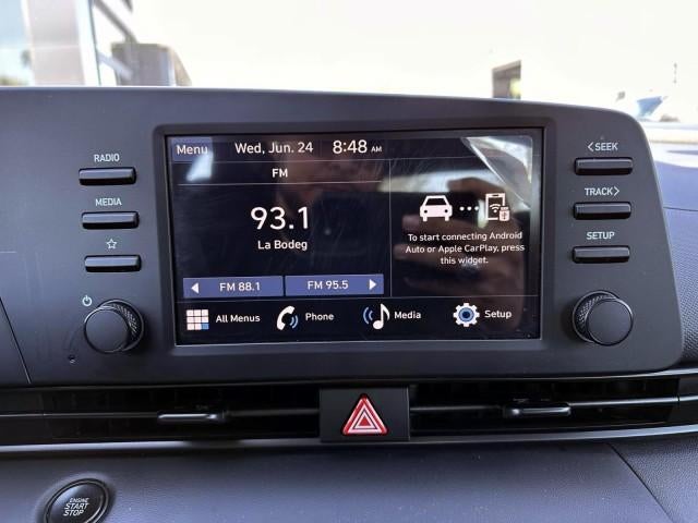 2025 Hyundai ELANTRA SEL Sport IVT