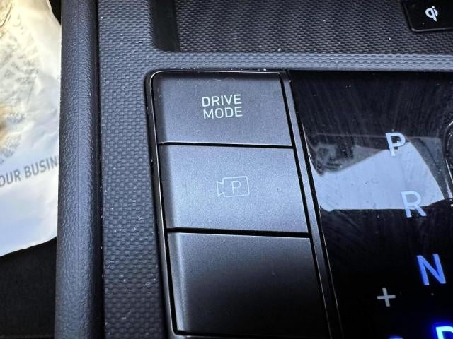2025 Hyundai ELANTRA SEL Sport IVT