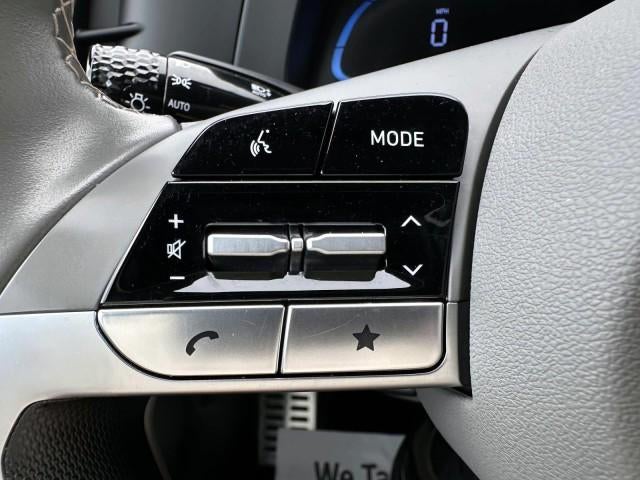 2025 Hyundai ELANTRA SEL Sport IVT