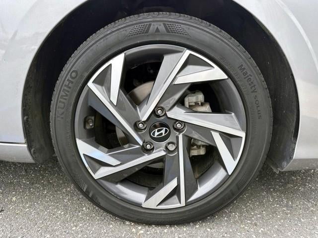2025 Hyundai ELANTRA SEL Sport IVT