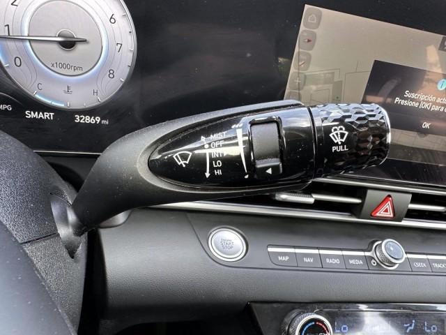 2024 Hyundai ELANTRA SEL IVT