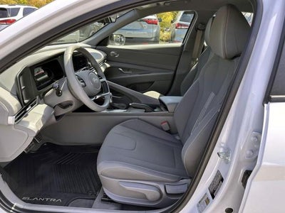 2025 Hyundai ELANTRA SEL Sport IVT