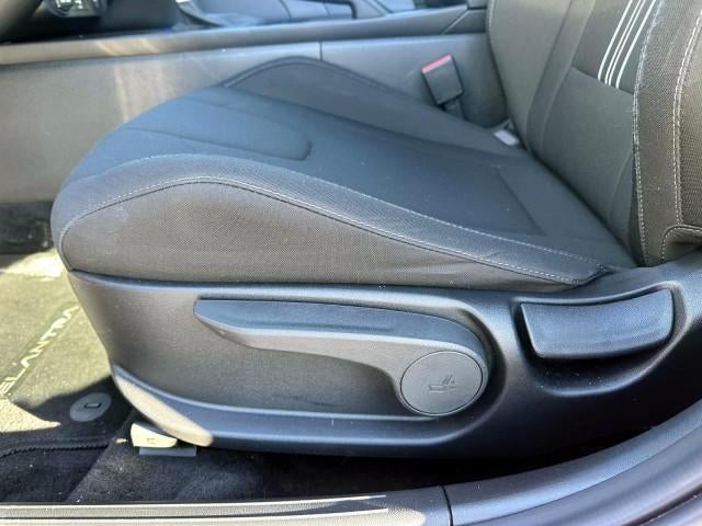 2025 Hyundai ELANTRA SEL Sport IVT