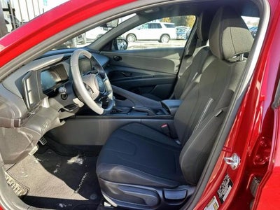 2025 Hyundai ELANTRA SEL Sport IVT