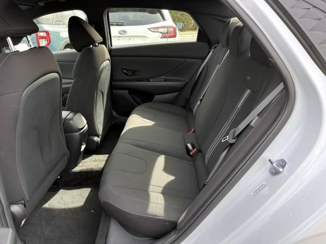 2025 Hyundai ELANTRA SEL Sport IVT