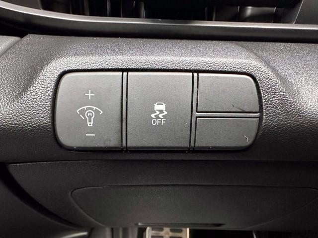 2025 Hyundai ELANTRA SEL Sport IVT