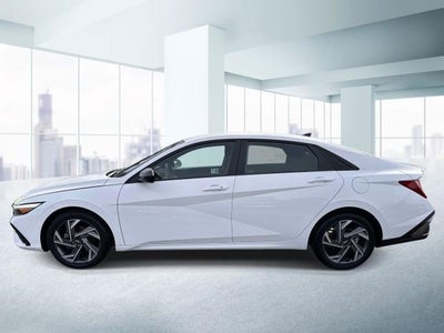 2025 Hyundai ELANTRA SEL Sport IVT
