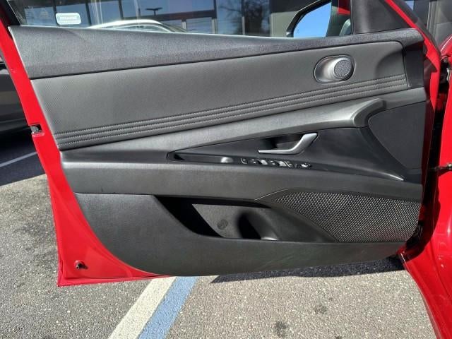 2021 Hyundai ELANTRA SEL IVT