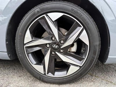 2023 Hyundai ELANTRA Limited IVT