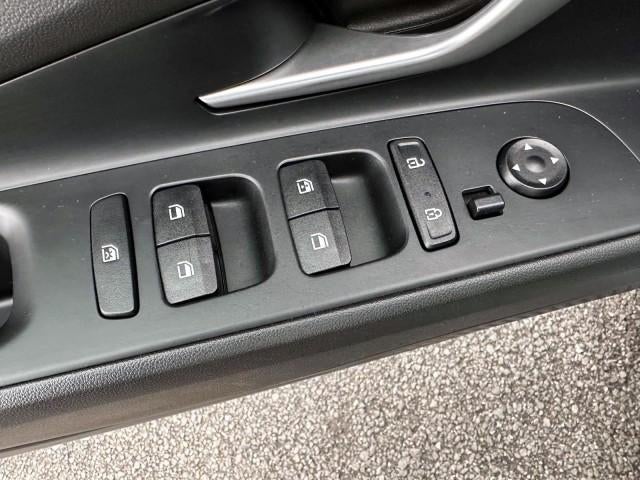 2023 Hyundai ELANTRA Limited IVT