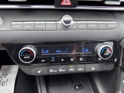 2025 Hyundai ELANTRA Limited IVT
