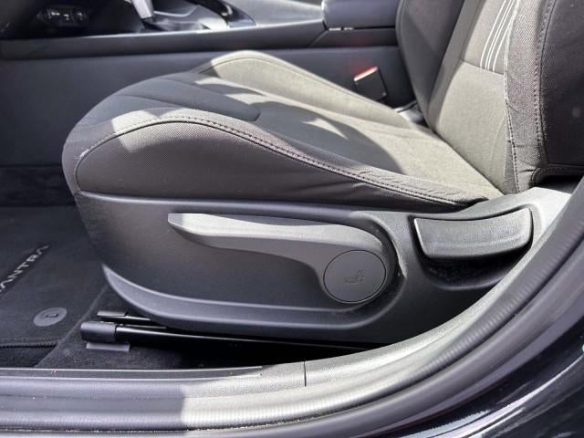 2023 Hyundai ELANTRA SEL IVT