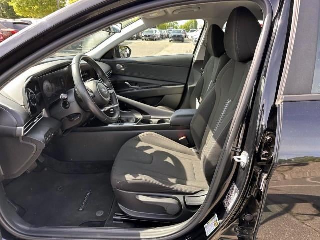 2023 Hyundai ELANTRA SEL IVT