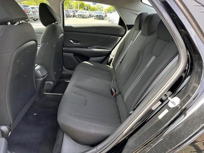 2023 Hyundai ELANTRA SEL IVT