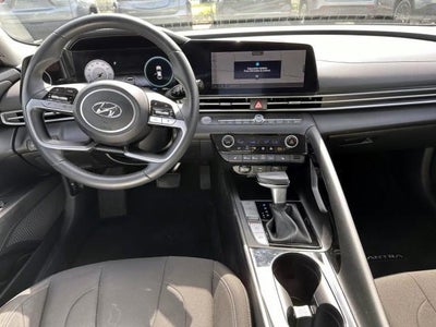 2023 Hyundai ELANTRA SEL IVT