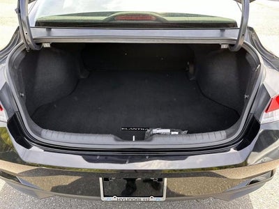 2023 Hyundai ELANTRA SEL IVT