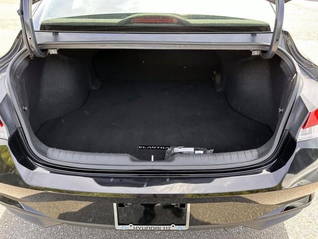 2023 Hyundai ELANTRA SEL IVT