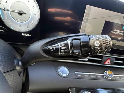 2023 Hyundai ELANTRA SEL IVT